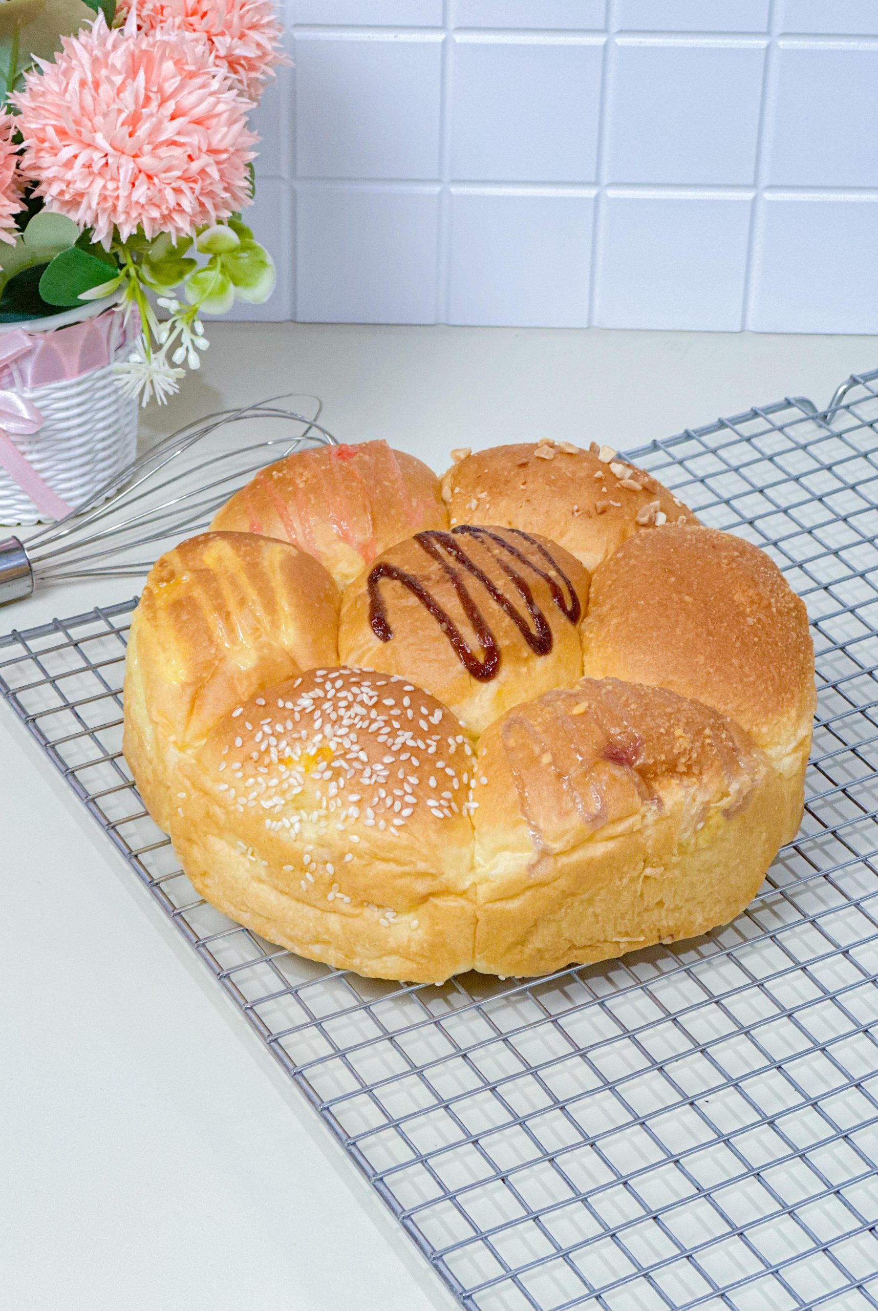 Contoh Roti Besar Roti Krumpul Kombinasi - Onty Cake
